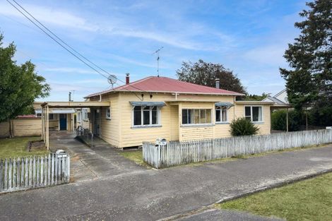 Photo of property in 1 Mckenzie Terrace, Carterton, 5713