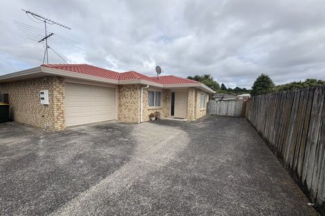Photo of property in 5a Ocean View Road, Hillcrest, Auckland, 0627