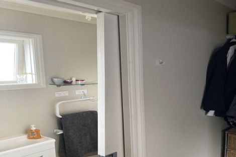 Photo of property in 41 Costley Street, Carterton, 5713