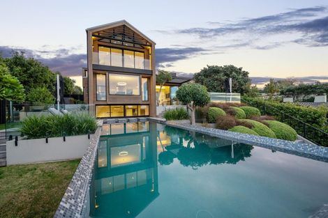 Photo of property in 24 Seacliffe Avenue, Belmont, Auckland, 0622