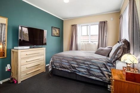 Photo of property in 92 Rangituhi Crescent, Takapuwahia, Porirua, 5022