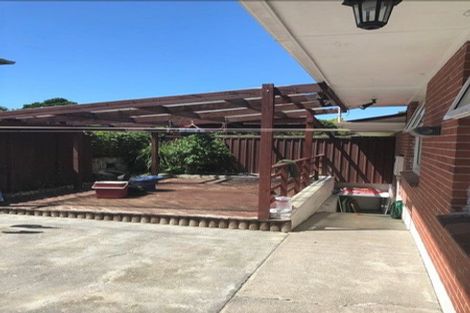 Photo of property in 34 Reeves Road, Pakuranga, Auckland, 2010