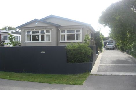 Photo of property in 19 Birdwood Avenue, Beckenham, Christchurch, 8023