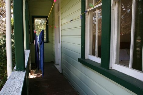 Photo of property in 143 Wadestown Road, Wadestown, Wellington, 6012