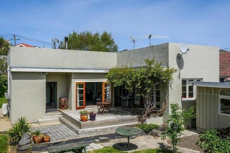 Photo of property in 3 Sunbury Street, Andersons Bay, Dunedin, 9013