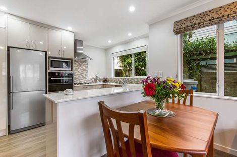 Photo of property in 53a Oxford Street, Tawa, Wellington, 5028