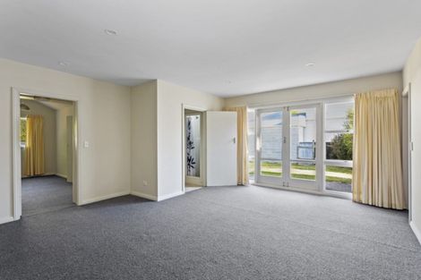 Photo of property in 73 Dunns Avenue, The Pines Beach, 7630