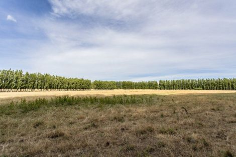 Photo of property in 10 Jelfs Road, Woodend Beach, Woodend, 7691