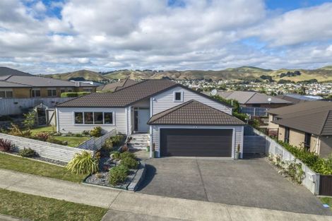 Photo of property in 7 Tasman Close, Aotea, Porirua, 5024