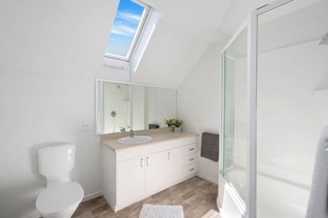 Photo of property in 2/44 Straven Road, Riccarton, Christchurch, 8011