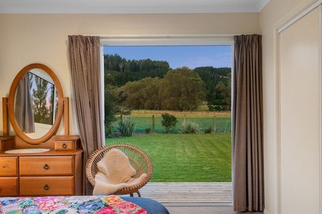 Photo of property in 74 Woodside Road, Woodside, Outram, 9073