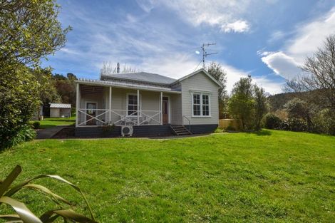 Photo of property in 71 Hoeke Road, Carrington, Carterton, 5791