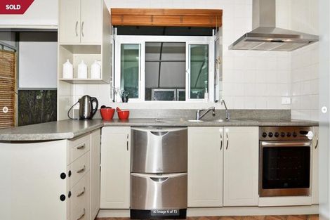 Photo of property in 17 Peterhouse Place, West Harbour, Auckland, 0618