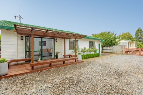 Photo of property in 8b Resolution Road, Welcome Bay, Tauranga, 3112