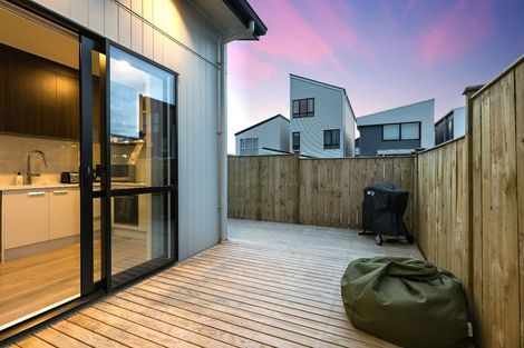 Photo of property in 11 Herekino Street, Westgate, Auckland, 0814