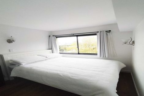 Photo of property in Mansfield Towers, 1 Grant Road, Thorndon, Wellington, 6011