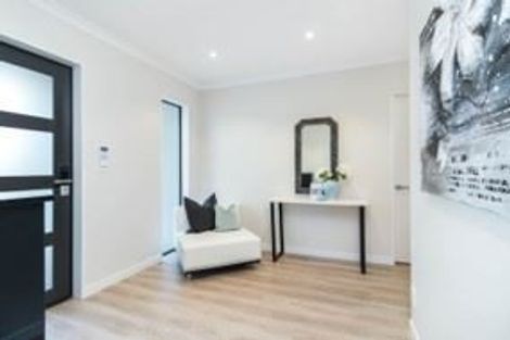 Photo of property in 12 Mamuku Drive, Massey, Auckland, 0614