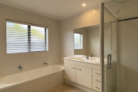 Photo of property in 25 Kahira Crescent, Papamoa Beach, Papamoa, 3118