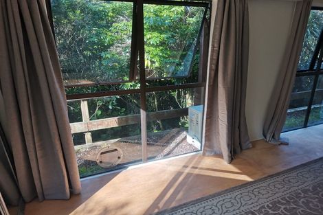 Photo of property in 23 Pluto Place, Beach Haven, Auckland, 0626