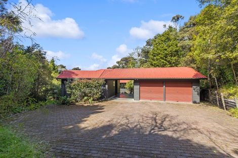 Photo of property in 2 Te Kawau Pass, Greenhithe, Auckland, 0632