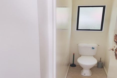 Photo of property in 2/10 Belmont Terrace, Milford, Auckland, 0620