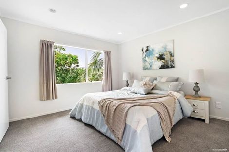 Photo of property in 2/142 Archers Road, Glenfield, Auckland, 0629