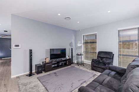 Photo of property in 91 Nobilo Road, Kumeu, 0810