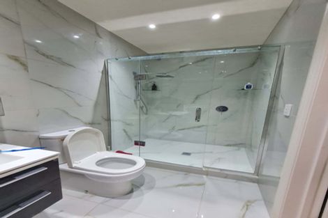 Photo of property in 2/16 Benders Avenue, Hillcrest, Auckland, 0627