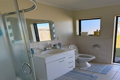 Photo of property in 41 Donegal Park Drive, Flat Bush, Auckland, 2019