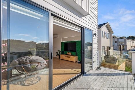 Photo of property in 4a Ringi Lane, Orewa, 0931