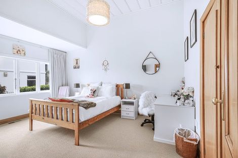 Photo of property in 9 Woodstock Road, Fairfield, Hamilton, 3214