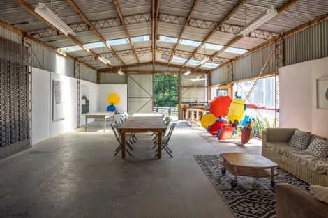 Photo of property in 25 Delamore Drive, Oneroa, Waiheke Island, 1081