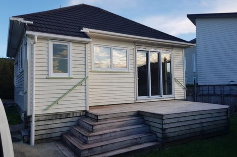 Photo of property in 140 Homebush Road, Khandallah, Wellington, 6035