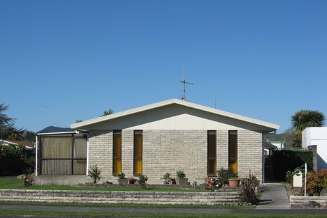 Photo of property in 42 Hakanoa Street, Huntly, 3700