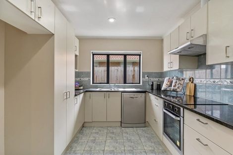 Photo of property in 94a Palmers Road, Clendon Park, Auckland, 2103