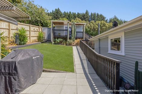 Photo of property in 20 Flinders Road, Heathcote Valley, Christchurch, 8022