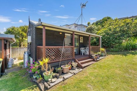 Photo of property in 14 Koromiko Street, Otaki Beach, Otaki, 5512