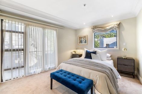 Photo of property in 10/318 Oriental Parade, Oriental Bay, Wellington, 6011