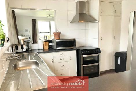 Photo of property in 33 Camellia Avenue, Bell Block, New Plymouth, 4312