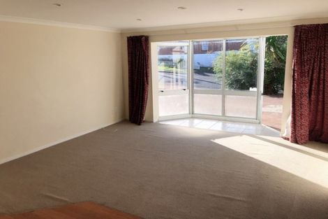 Photo of property in 41 Tiroroa Avenue, Te Atatu South, Auckland, 0610