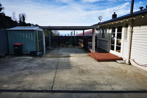 Photo of property in 53 Shakespeare Road, Bluff Hill, Napier, 4110