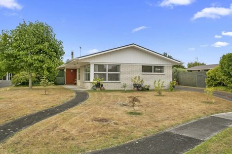 Photo of property in 5 Woodstock Crescent, Leamington, Cambridge, 3432