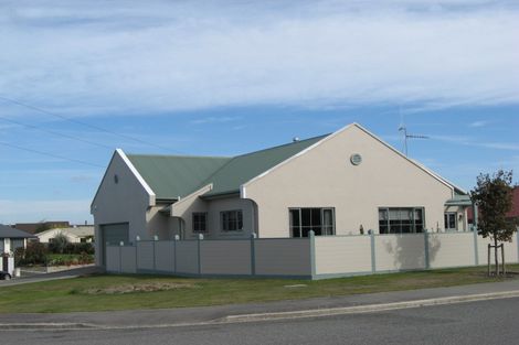 Photo of property in 22 Dobson Street, Gleniti, Timaru, 7910
