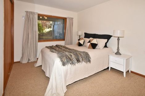 Photo of property in 18 Evans Pass Road, Sumner, Christchurch, 8081