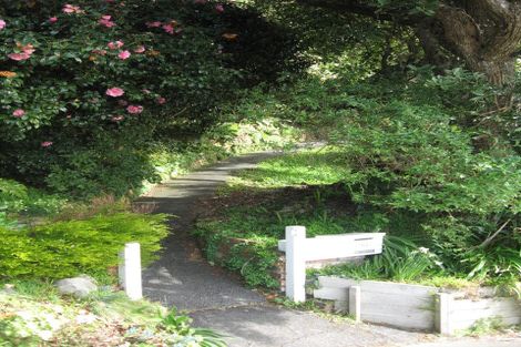 Photo of property in 10 Espin Crescent, Karori, Wellington, 6012