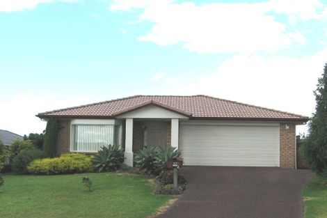 Photo of property in 42 Ruze Vida Drive, Massey, Auckland, 0614