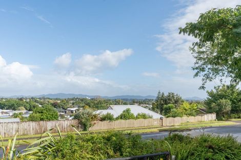 Photo of property in 33 Pohutukawa Drive, Pukete, Hamilton, 3200