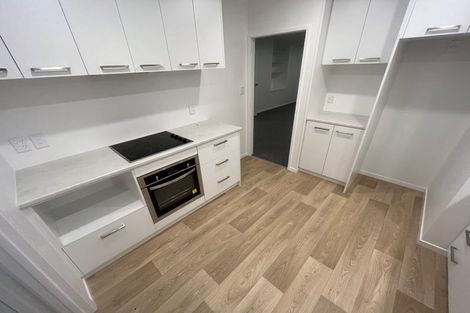 Photo of property in 2/19 Gulf Crest, Bucklands Beach, Auckland, 2012