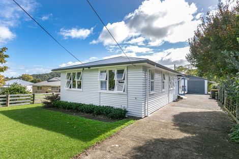Photo of property in 335 Edward Street, Coromandel, 3506