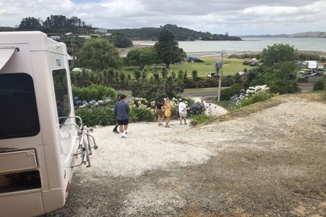 Photo of property in 12 Komiti Road, Tinopai, 0593